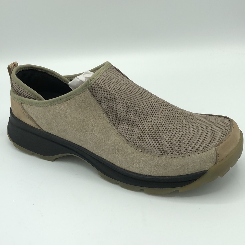 Clarks Leather Tan Flat Loafer Size 8 1/2 NWOT